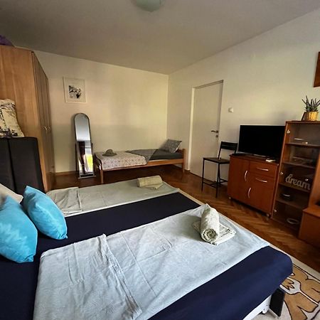 Apartman Sasha 2 Βελιγράδι Εξωτερικό φωτογραφία